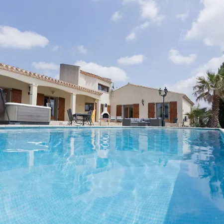 Modern With Private Pool Villa